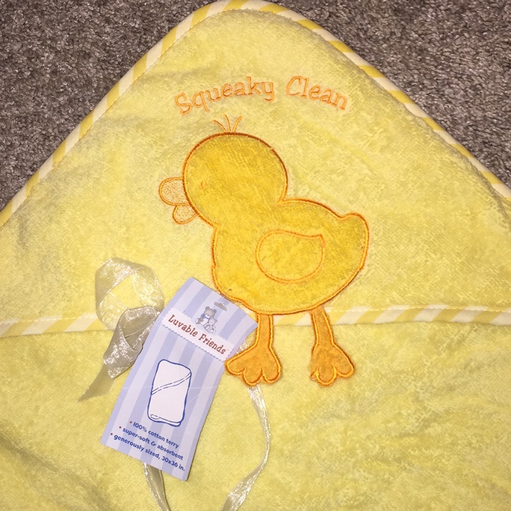 New Squeaky Clean Hooded Bath Towel Yellow Duck